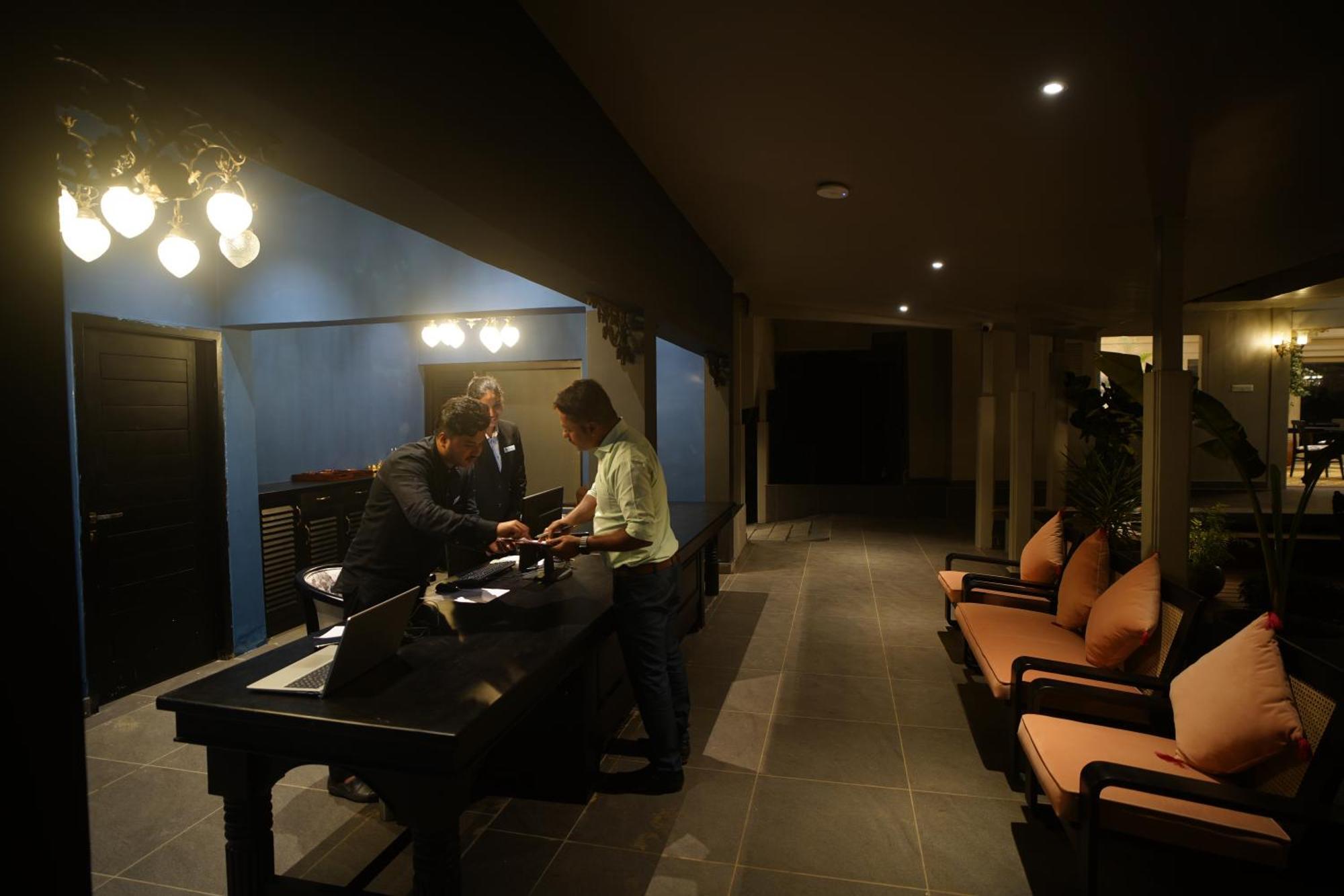 Blanket Days Resort And Spa Thekkady Exterior photo