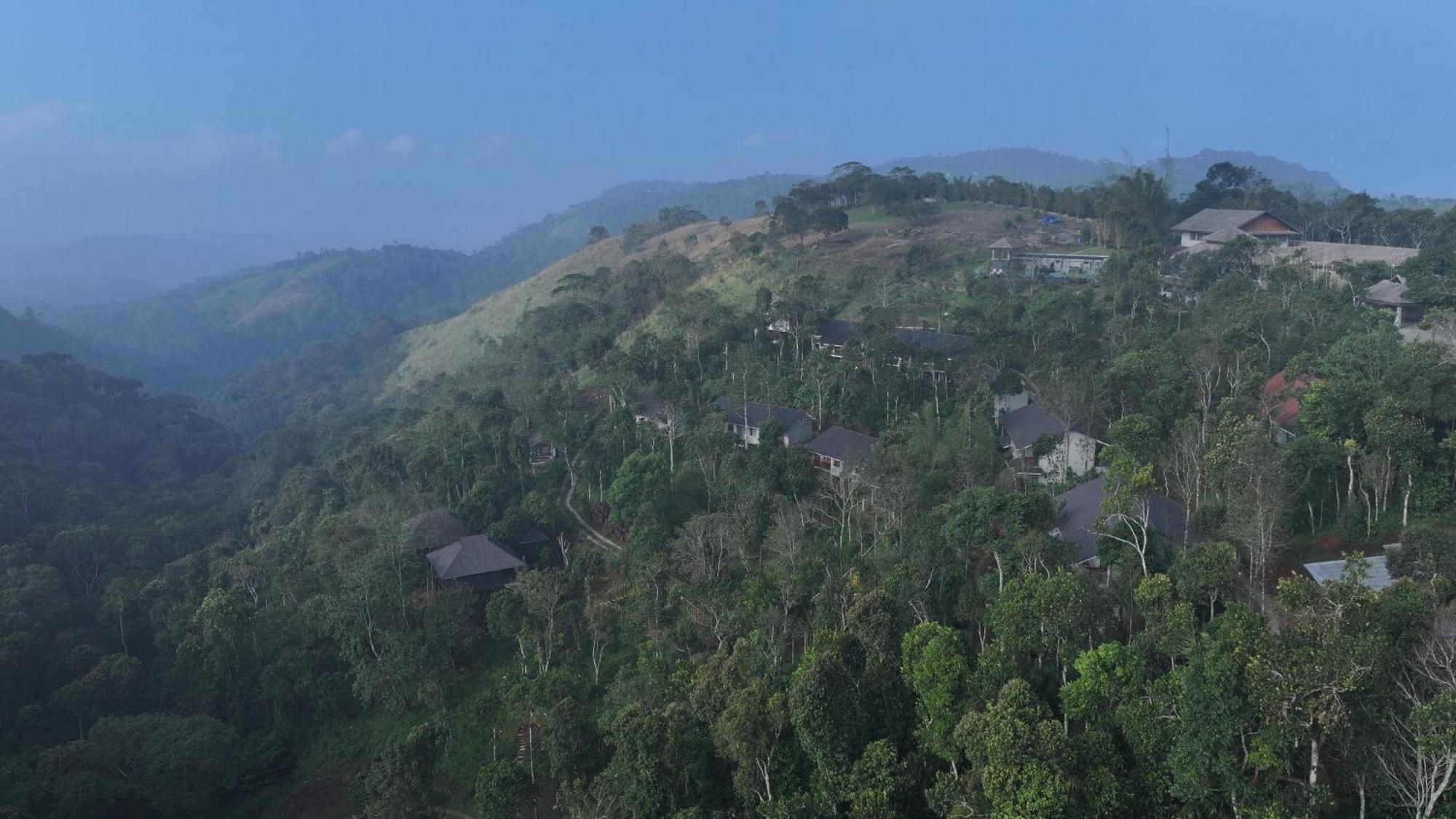 Blanket Days Resort And Spa Thekkady Exterior photo