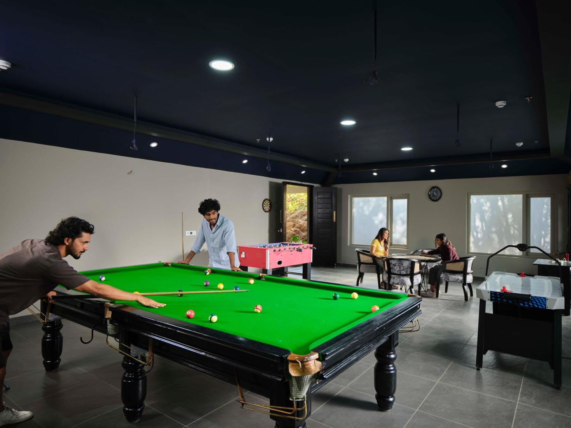 Blanket Days Resort And Spa Thekkady Exterior photo