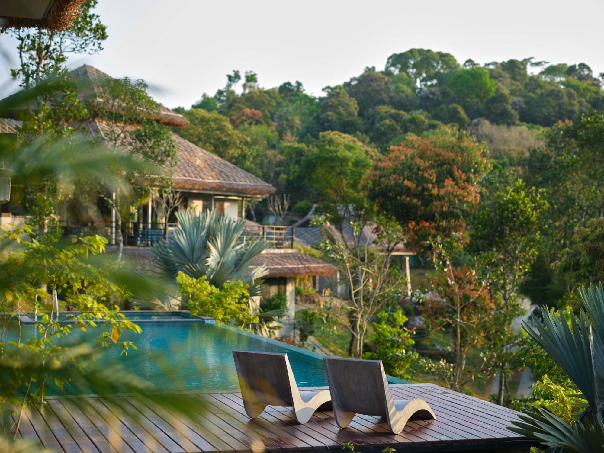 Blanket Days Resort And Spa Thekkady Exterior photo
