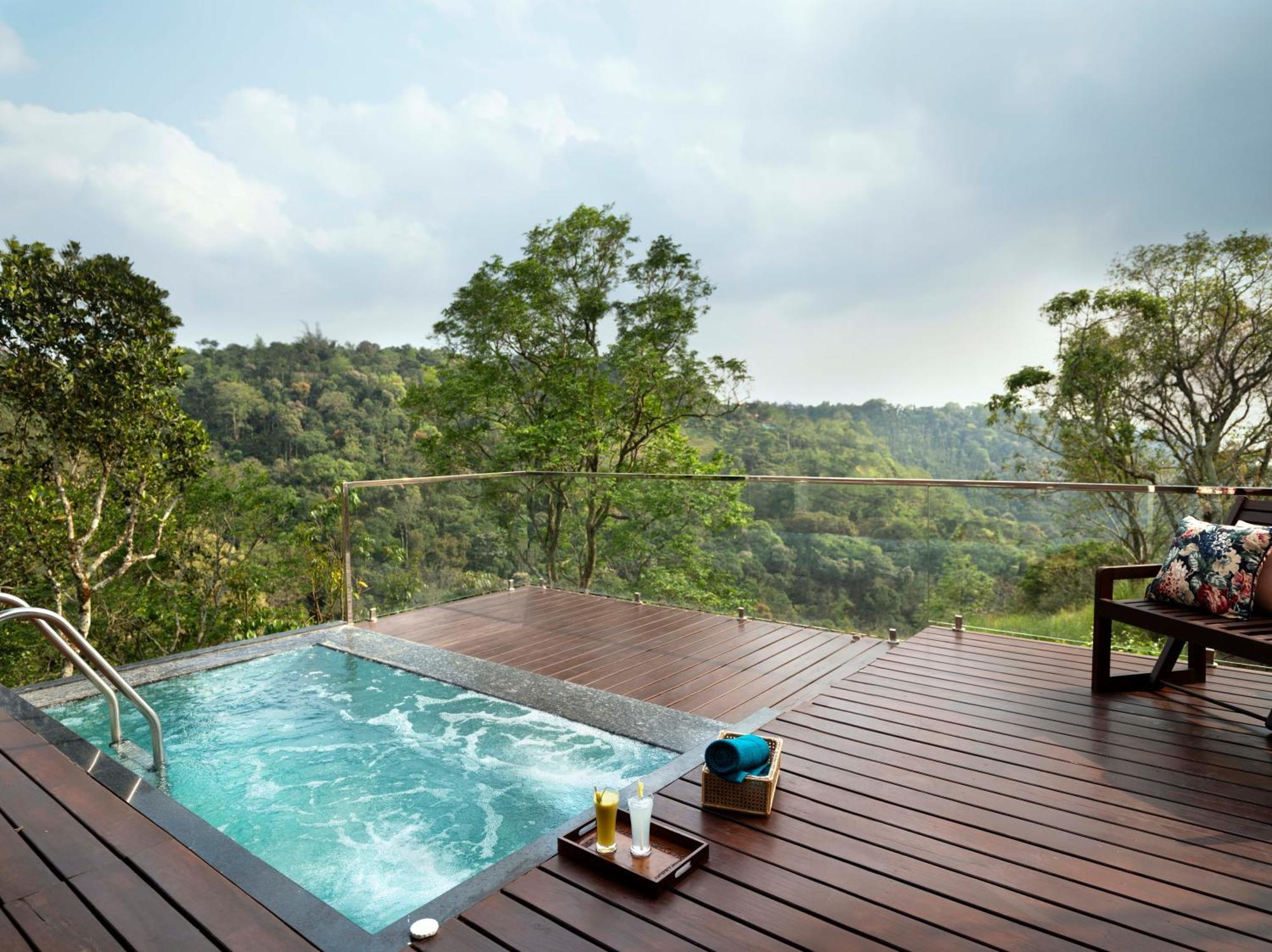 Blanket Days Resort And Spa Thekkady Exterior photo