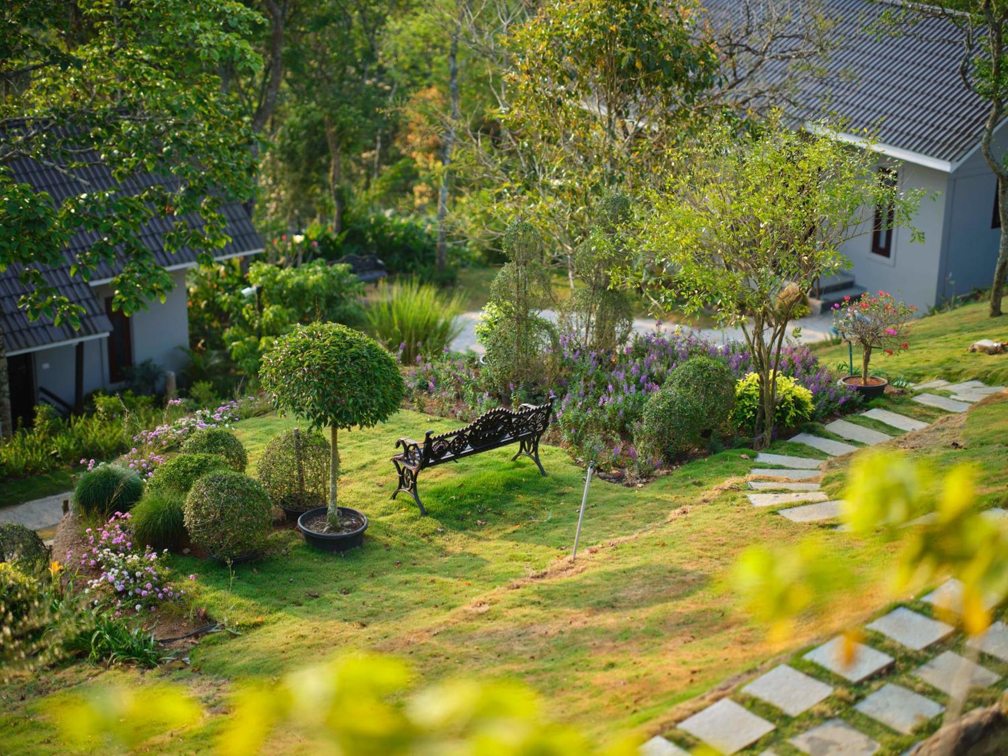 Blanket Days Resort And Spa Thekkady Exterior photo