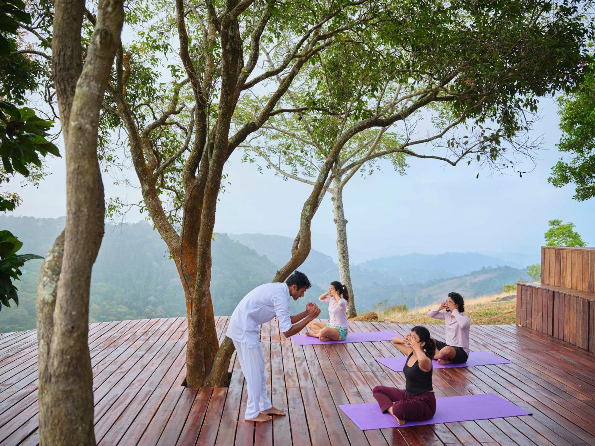 Blanket Days Resort And Spa Thekkady Exterior photo