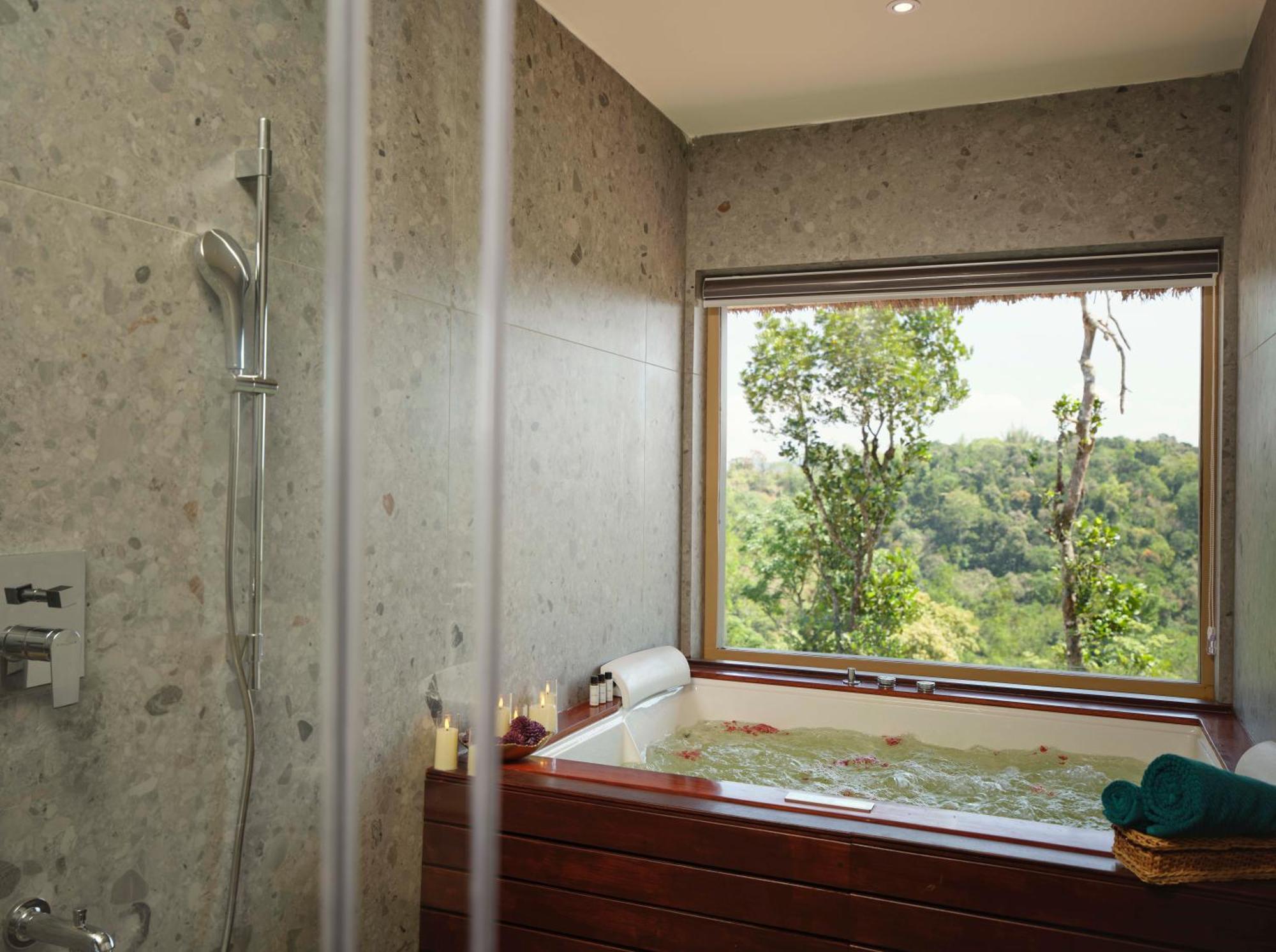 Blanket Days Resort And Spa Thekkady Exterior photo